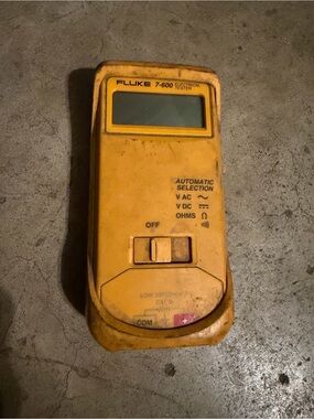 FLUKE 7-600 Yellow Electrical Tester